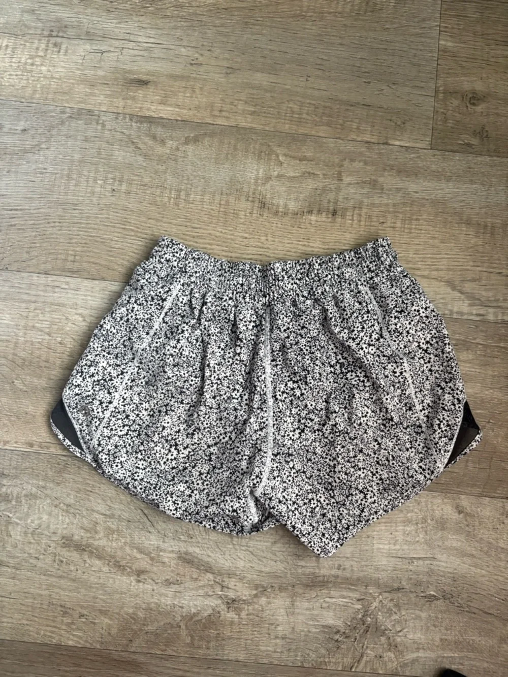 lululemon athletica lululemon hotty
